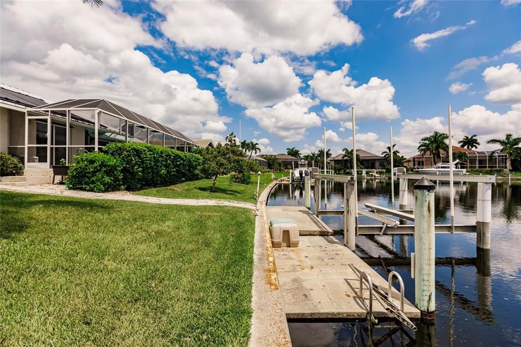 For Sale: $759,000 (4 beds, 2 baths, 2043 Square Feet)