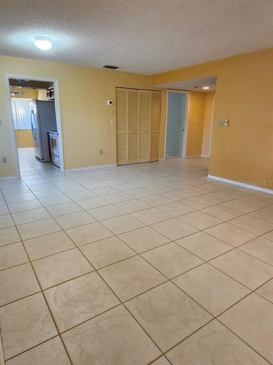 For Rent: $1,575 (2 beds, 2 baths, 1240 Square Feet)