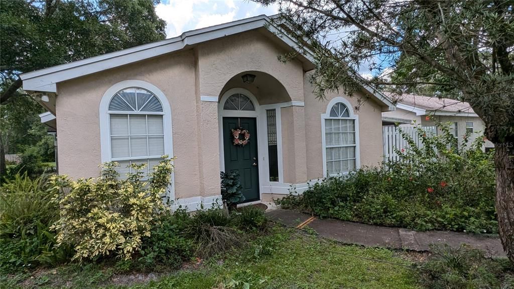 Recently Sold: $235,000 (3 beds, 2 baths, 1109 Square Feet)