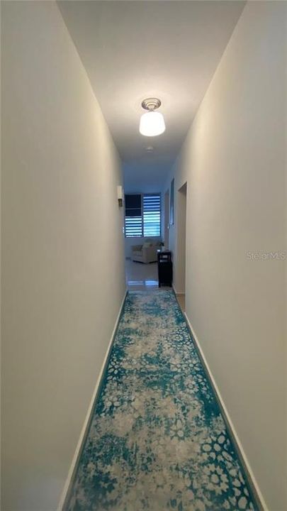 For Rent: $2,400 (2 beds, 1 baths, 1200 Square Feet)