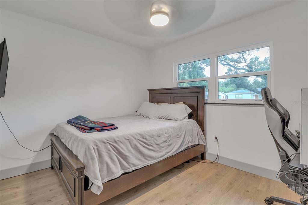 Active With Contract: $425,000 (3 beds, 2 baths, 1448 Square Feet)