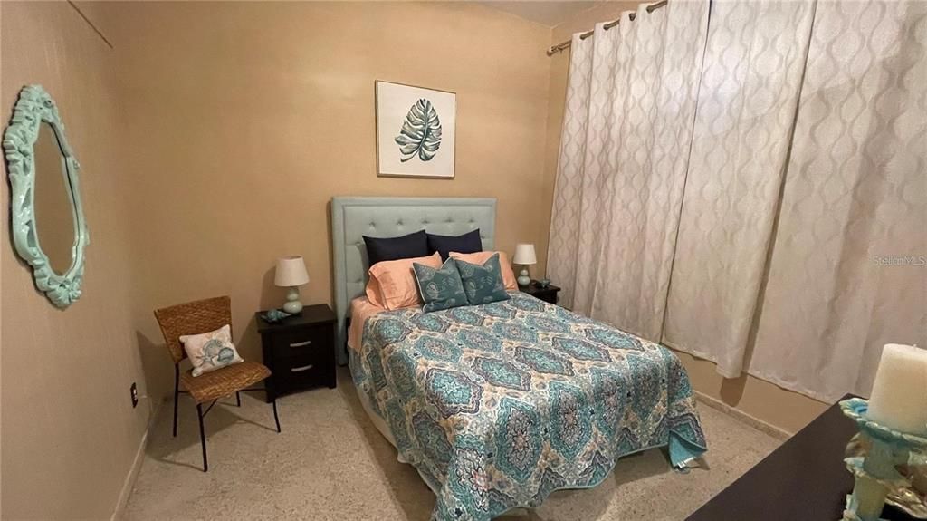 For Rent: $2,100 (2 beds, 1 baths, 1000 Square Feet)