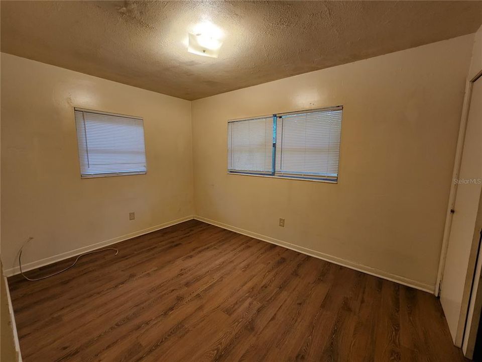 For Rent: $1,500 (3 beds, 2 baths, 1345 Square Feet)