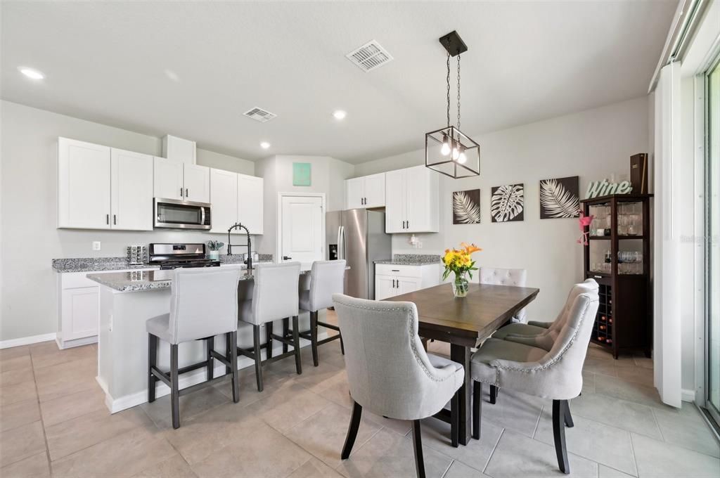 Active With Contract: $399,000 (3 beds, 2 baths, 2024 Square Feet)