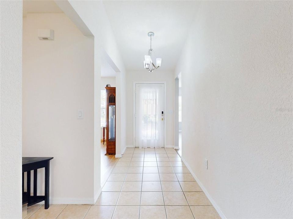 For Sale: $285,369 (2 beds, 2 baths, 1514 Square Feet)