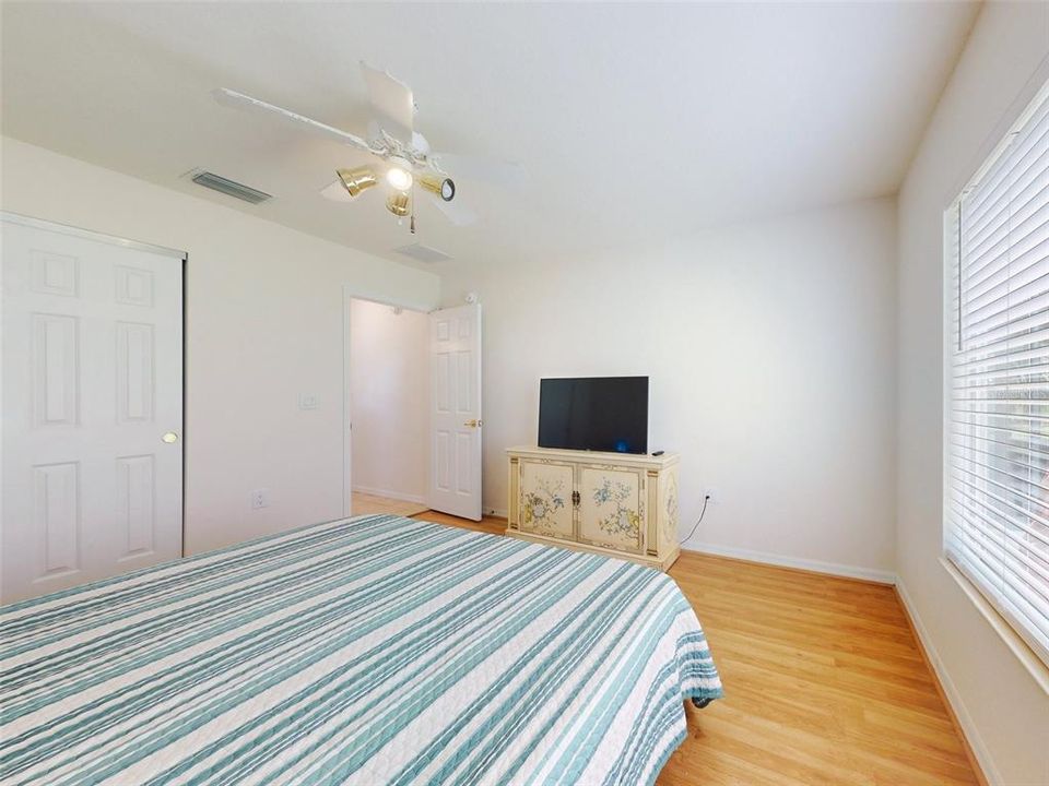 For Sale: $285,369 (2 beds, 2 baths, 1514 Square Feet)