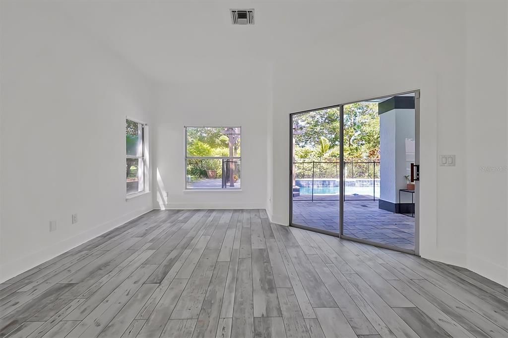 Active With Contract: $875,000 (4 beds, 3 baths, 2840 Square Feet)