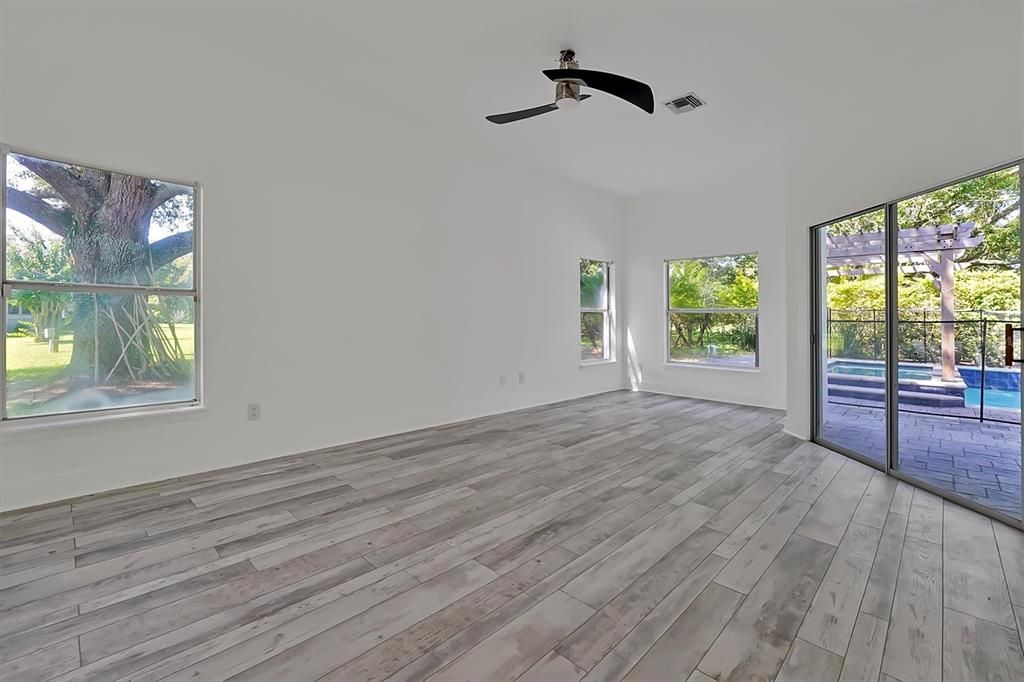 Active With Contract: $875,000 (4 beds, 3 baths, 2840 Square Feet)