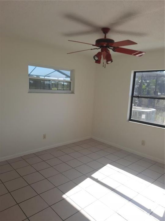 For Rent: $2,995 (4 beds, 2 baths, 1930 Square Feet)