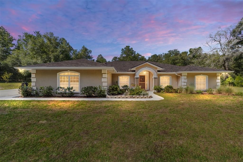 For Sale: $483,000 (3 beds, 2 baths, 2081 Square Feet)