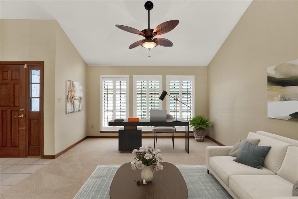 Foyer / Formal Livingroom