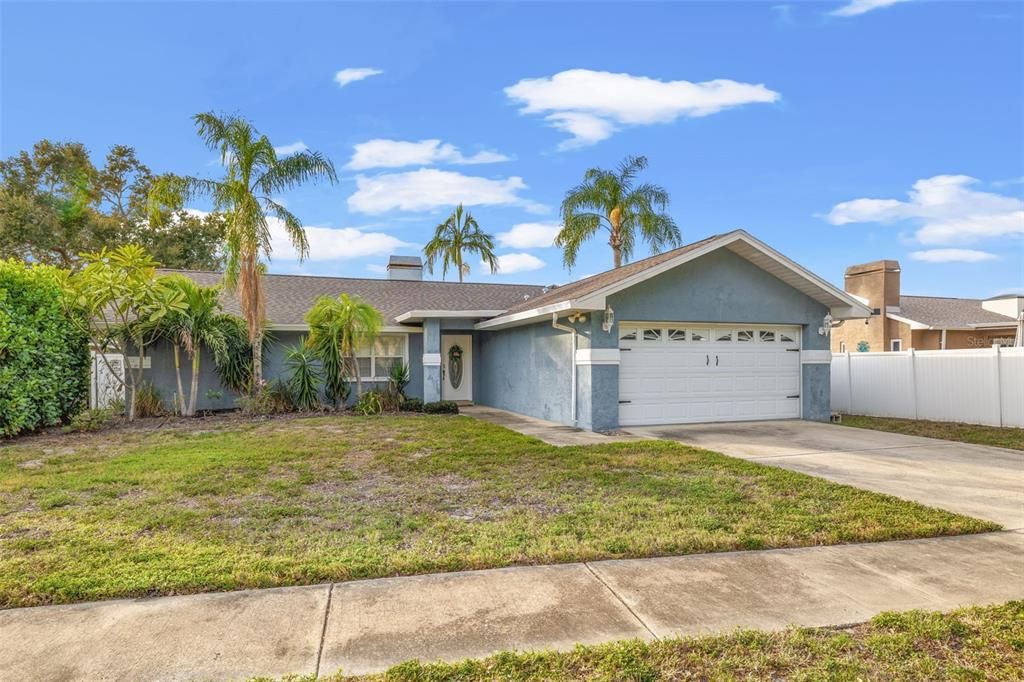 For Sale: $574,900 (3 beds, 2 baths, 1560 Square Feet)