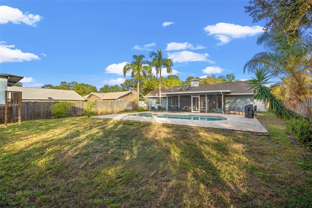 For Sale: $574,900 (3 beds, 2 baths, 1560 Square Feet)