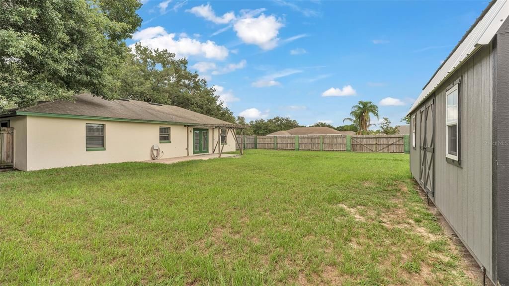 Active With Contract: $325,000 (3 beds, 2 baths, 1272 Square Feet)