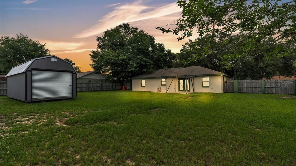 Active With Contract: $325,000 (3 beds, 2 baths, 1272 Square Feet)