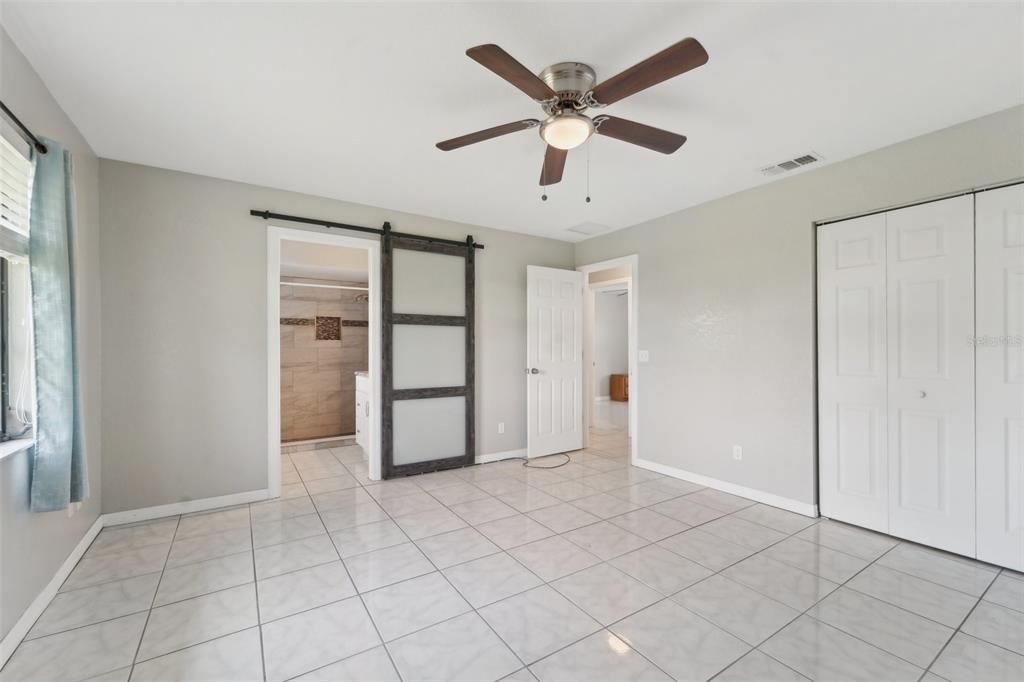 Active With Contract: $310,000 (3 beds, 2 baths, 1698 Square Feet)