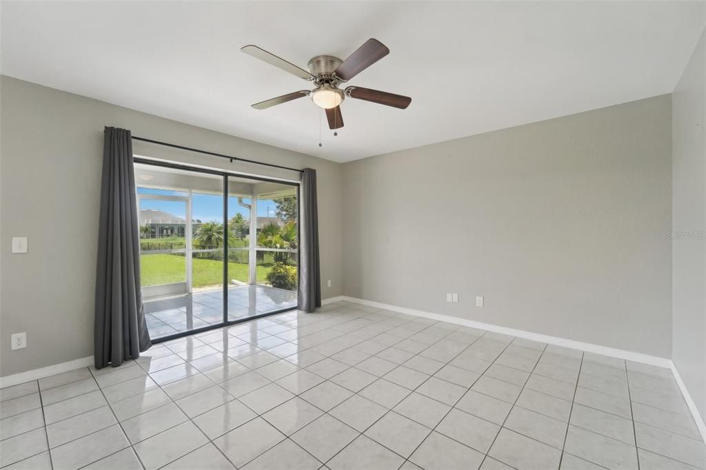 Active With Contract: $310,000 (3 beds, 2 baths, 1698 Square Feet)