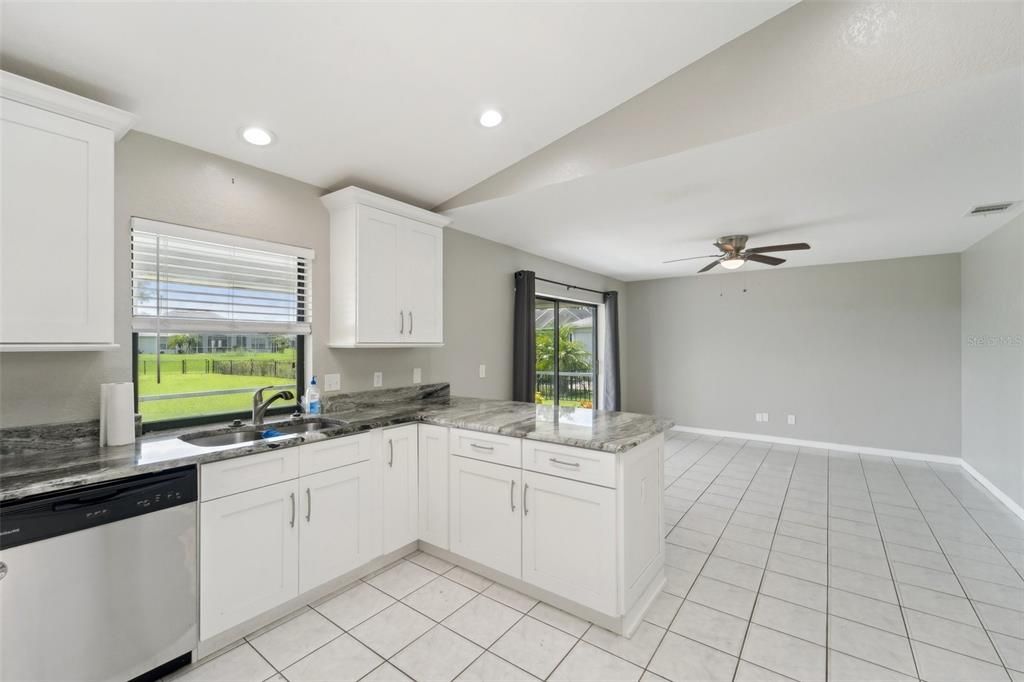 Active With Contract: $310,000 (3 beds, 2 baths, 1698 Square Feet)