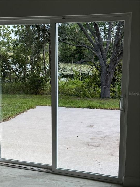 En Venta: $389,999 (4 camas, 2 baños, 1600 Pies cuadrados)