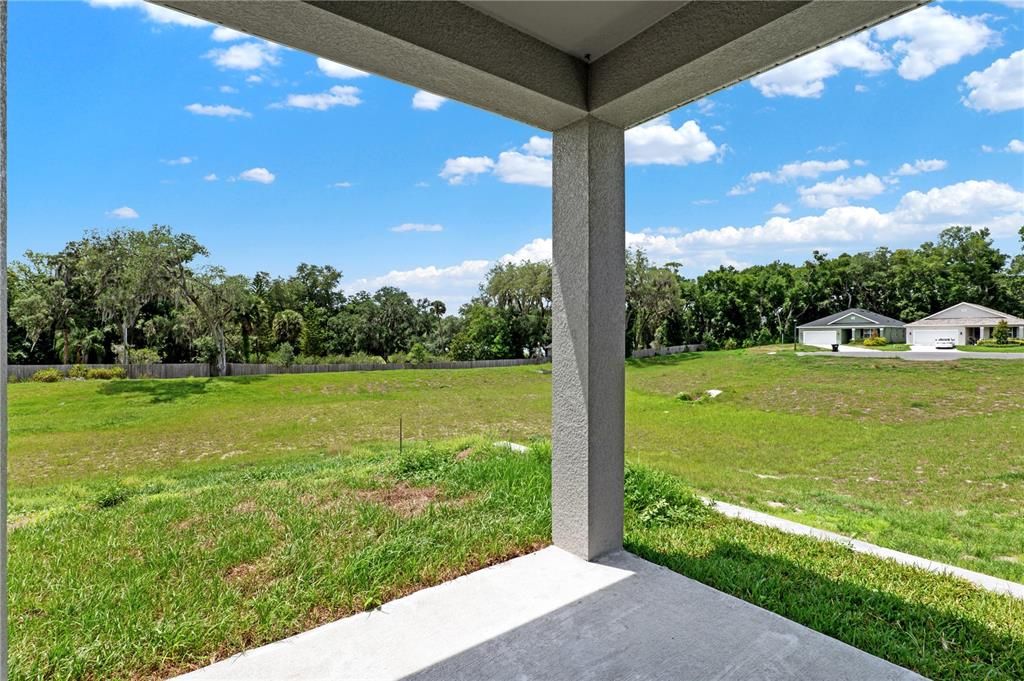 For Sale: $439,000 (3 beds, 2 baths, 1893 Square Feet)