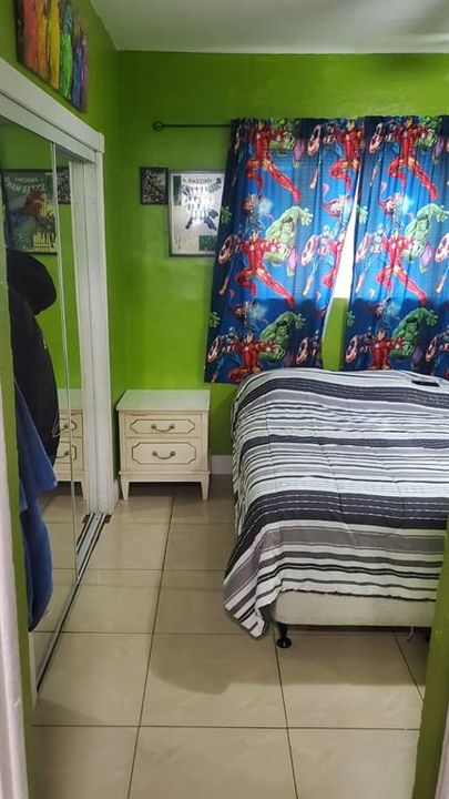 En Venta: $349,900 (4 camas, 2 baños, 1662 Pies cuadrados)