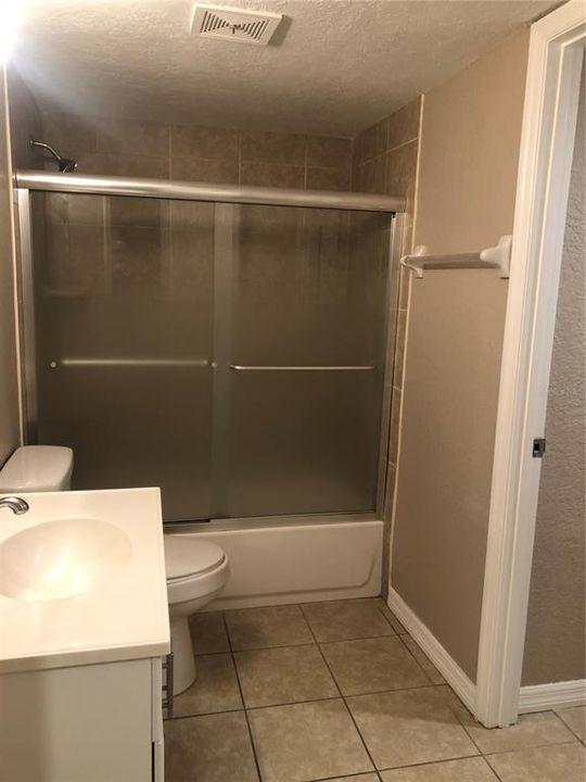 For Rent: $1,250 (1 beds, 1 baths, 526 Square Feet)