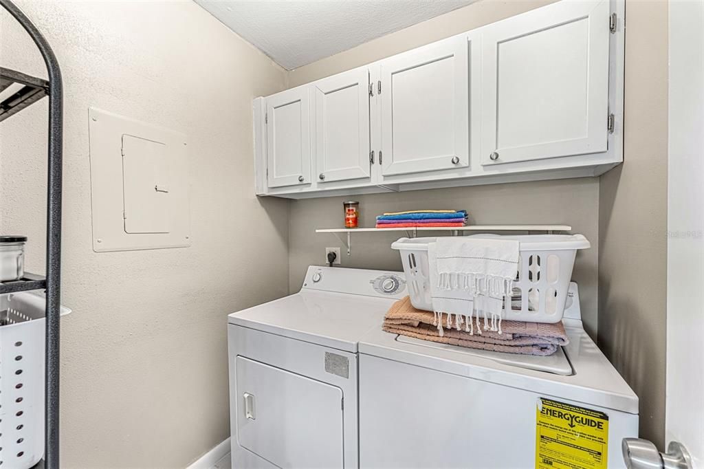 For Sale: $324,500 (2 beds, 2 baths, 1200 Square Feet)