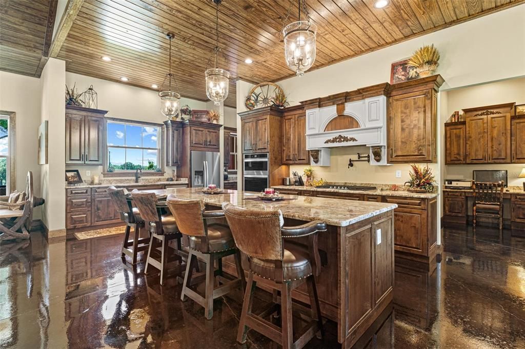 Kitchen Area with Breakfast Bar