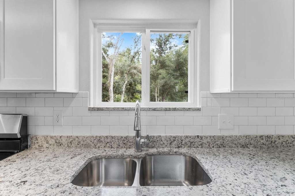 Double Basin Sink & Tiled Backsplash