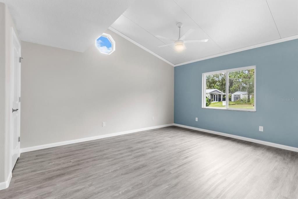 Master Bedroom w/ Sloped Ceiling, 2 Closets & Ensuite