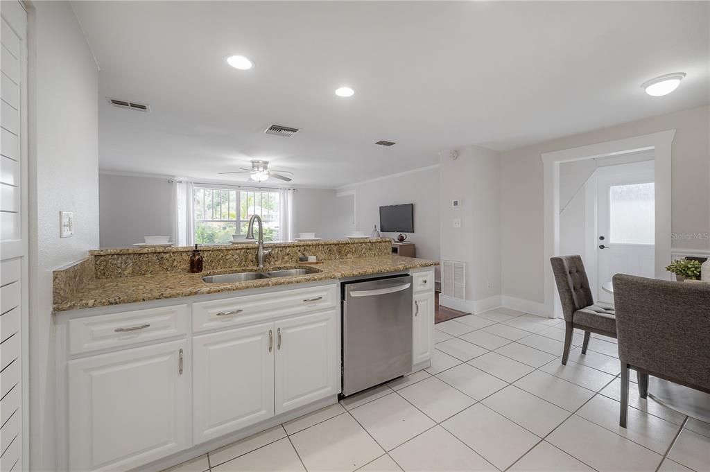 For Sale: $489,000 (3 beds, 1 baths, 1462 Square Feet)