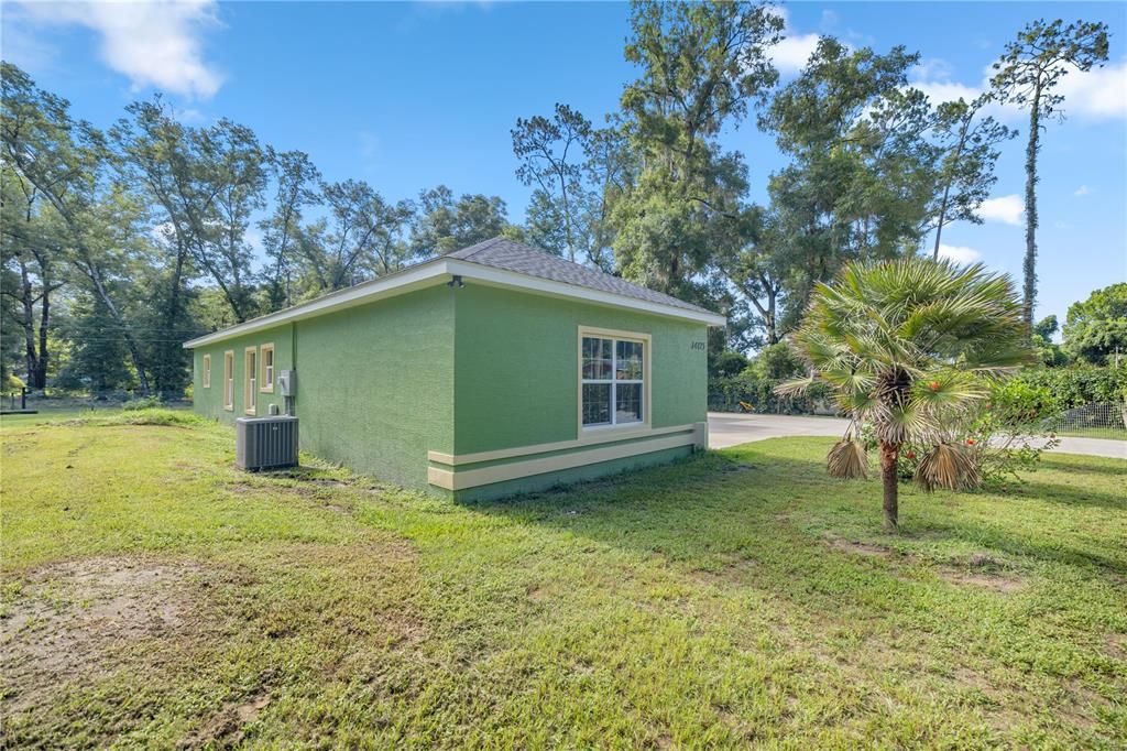 Active With Contract: $359,999 (3 beds, 2 baths, 1972 Square Feet)