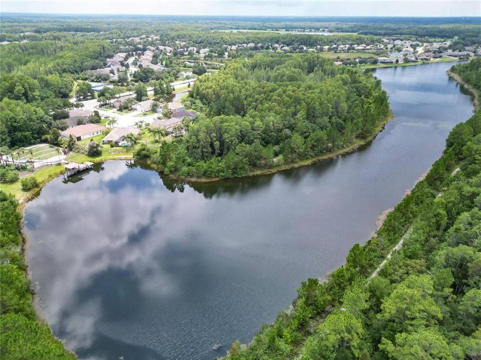 For Sale: $899,999 (5 beds, 4 baths, 4082 Square Feet)