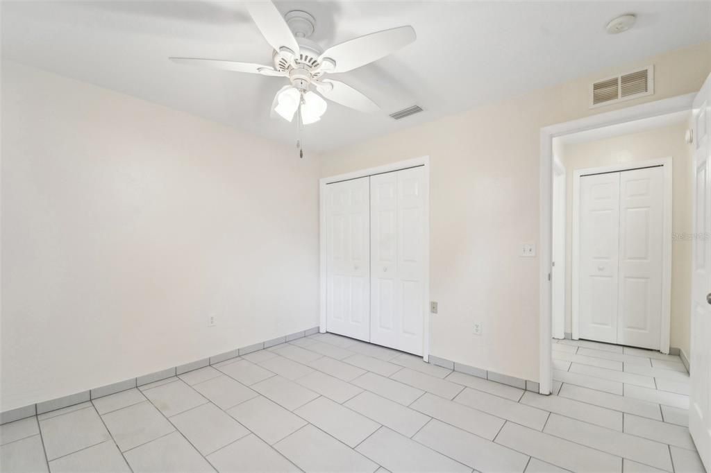 For Sale: $264,999 (2 beds, 2 baths, 1500 Square Feet)