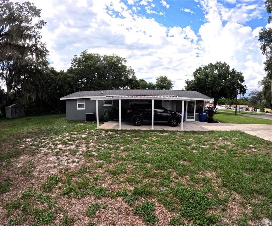 For Sale: $227,500 (3 beds, 1 baths, 912 Square Feet)