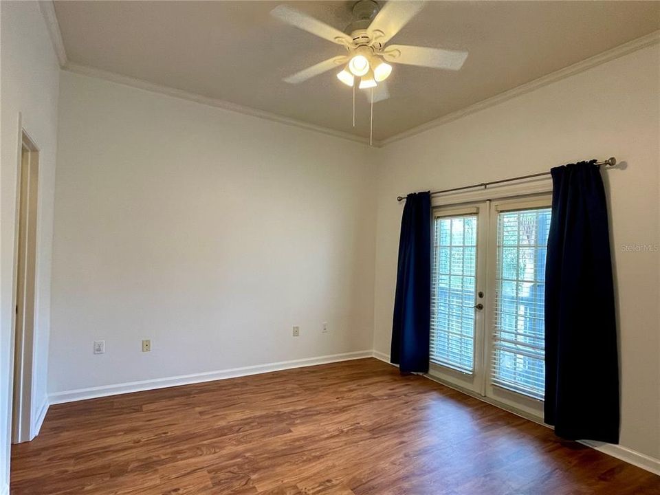 Active With Contract: $4,500 (3 beds, 3 baths, 1860 Square Feet)