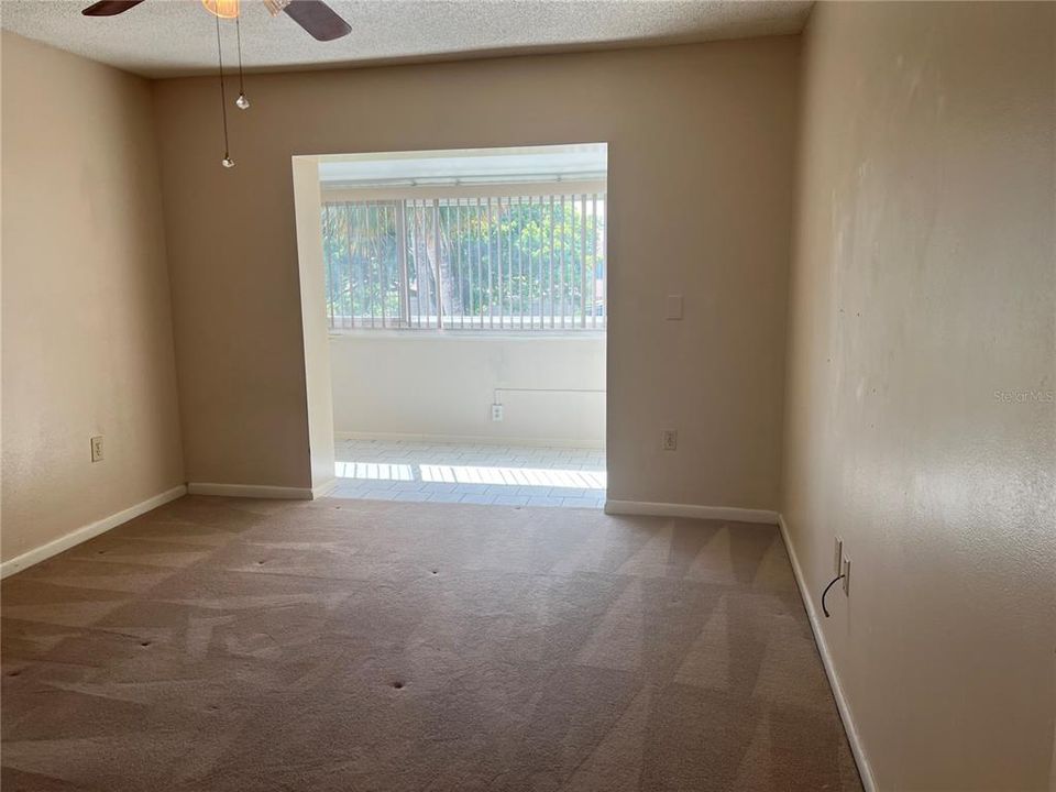 For Sale: $151,900 (2 beds, 2 baths, 1229 Square Feet)