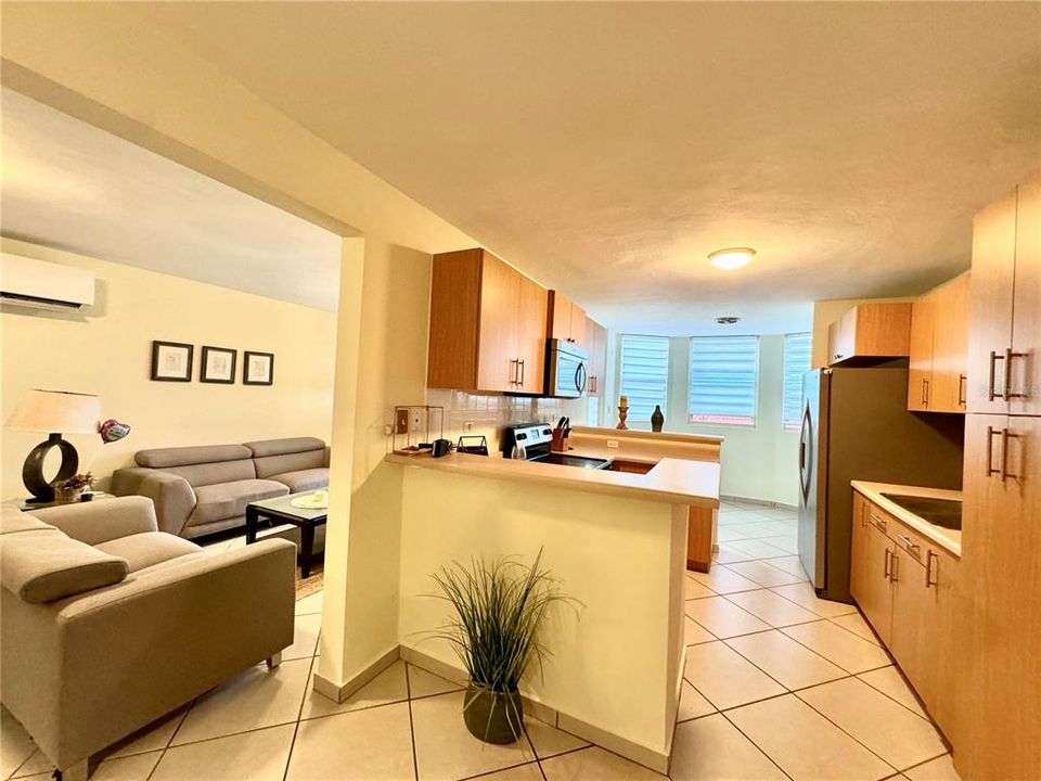 For Sale: $319,000 (3 beds, 2 baths, 2070 Square Feet)