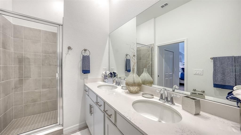 For Rent: $7,500 (2 beds, 2 baths, 1366 Square Feet)