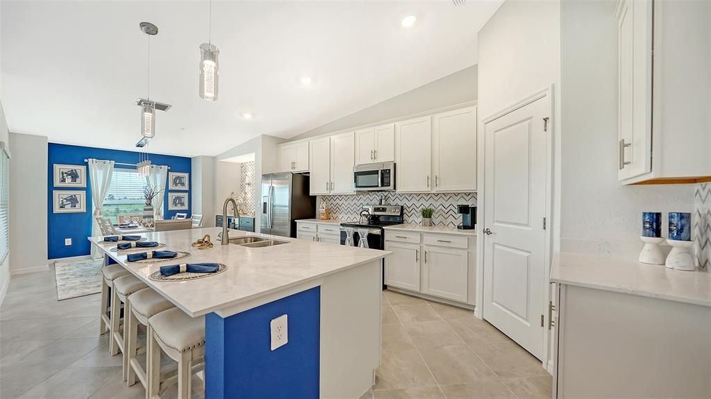 For Rent: $7,500 (2 beds, 2 baths, 1366 Square Feet)