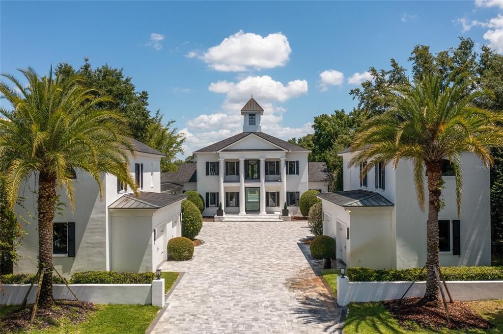 Recently Sold: $5,565,000 (6 beds, 7 baths, 6347 Square Feet)