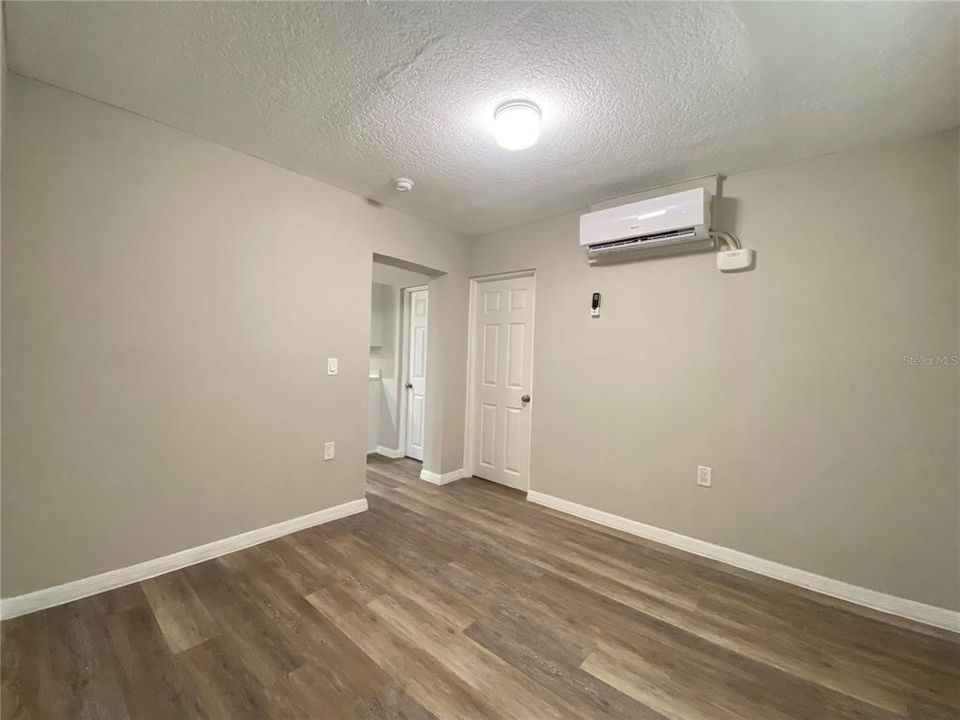 For Rent: $1,145 (2 beds, 1 baths, 500 Square Feet)