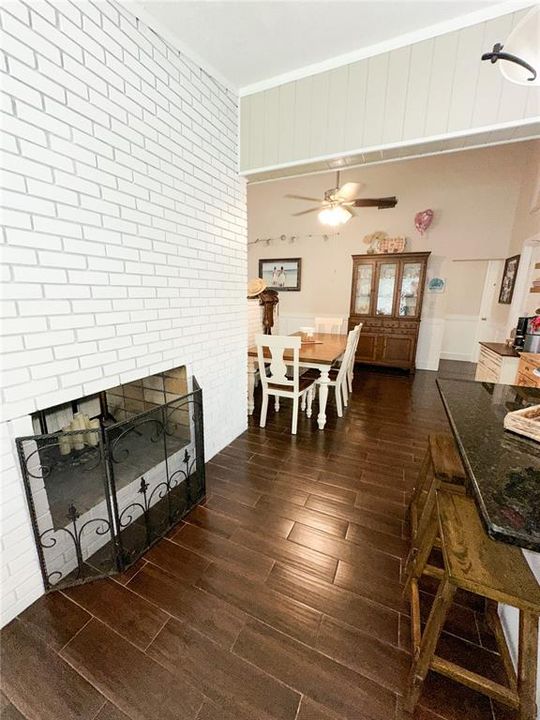 Recently Sold: $489,900 (3 beds, 2 baths, 1730 Square Feet)