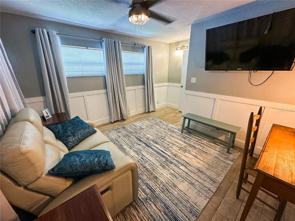 Recently Sold: $489,900 (3 beds, 2 baths, 1730 Square Feet)