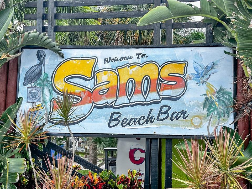 Sams Beach Bar!
