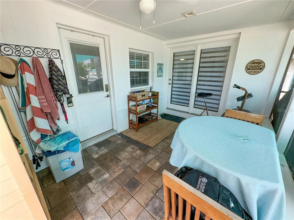 Recently Sold: $489,900 (3 beds, 2 baths, 1730 Square Feet)