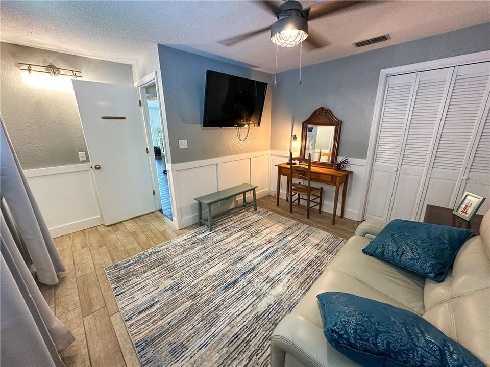 Recently Sold: $489,900 (3 beds, 2 baths, 1730 Square Feet)