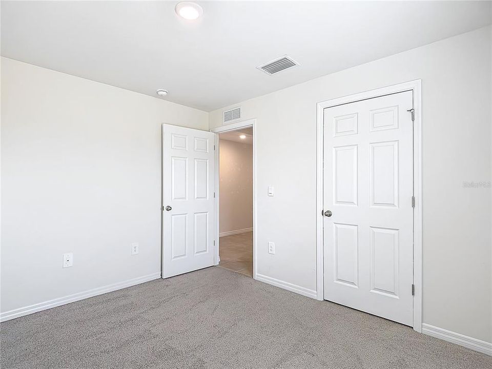 For Sale: $289,900 (3 beds, 2 baths, 1367 Square Feet)