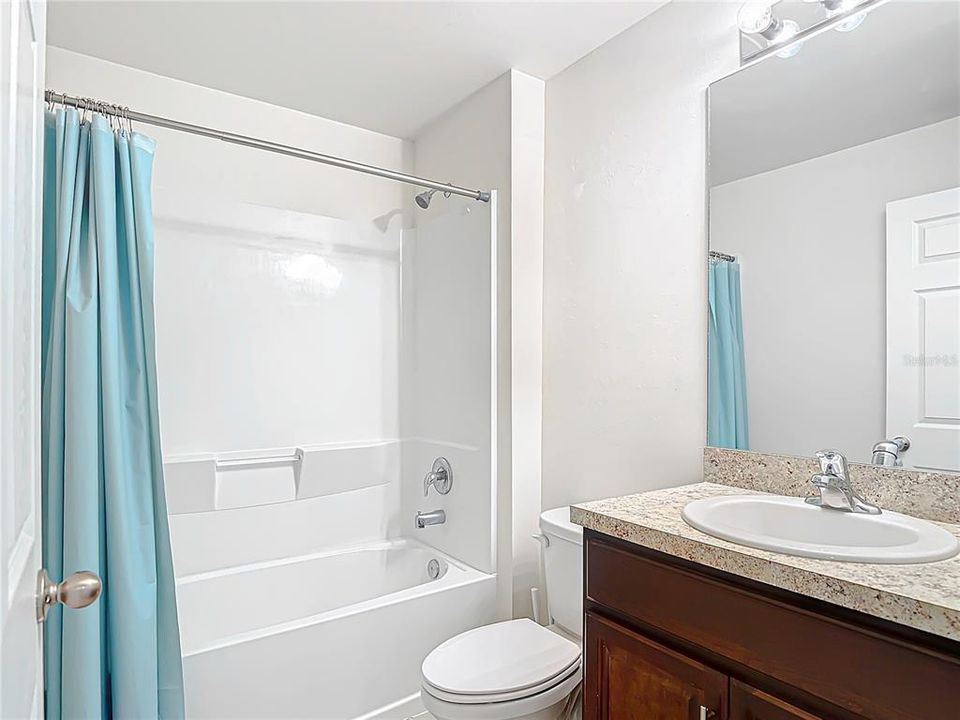 For Sale: $289,900 (3 beds, 2 baths, 1367 Square Feet)