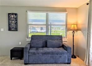 For Rent: $1,890 (2 beds, 1 baths, 720 Square Feet)